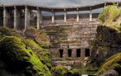 Author Steven Hawley’s “Cracked”